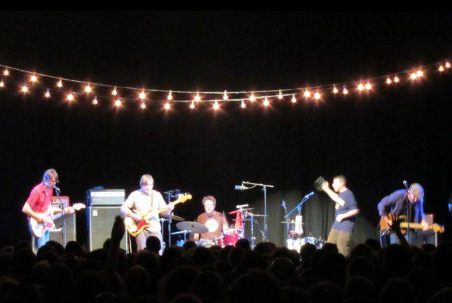 O co chodzi z Pavement?