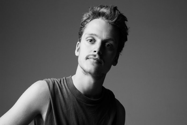 Sean Nicholas Savage